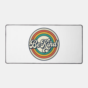Sei nett Retro-Regenbogen Vintage-Shirt-Design_2 Schreibtischunterlage