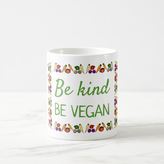 Sei nett, sei VEGAN. Ihr Name, personalisiert Kaffeetasse (Mittel)