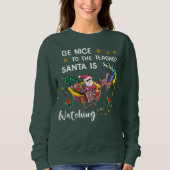Sei nett zu dem Lehrer, den der Weihnachtsmann bei Sweatshirt (Vorderseite)
