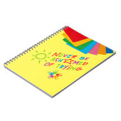 "Sei nie beschämt dafür, es zu versuchen" Motivier Notizblock (Linke Seite)