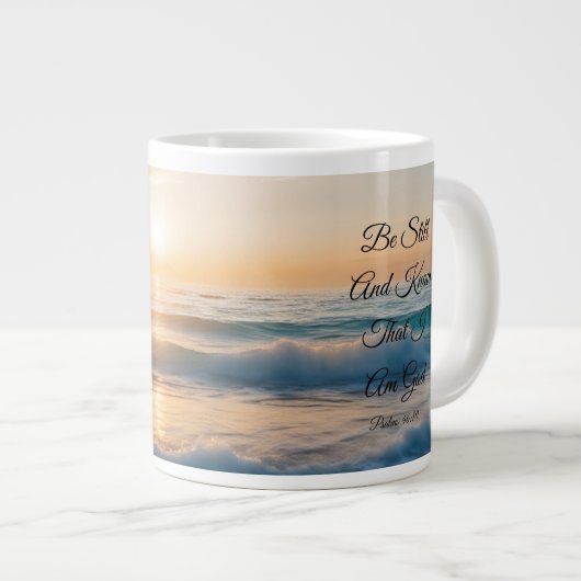 "Sei still und weißt, dass ich Gott bin!" Jumbo-Tasse (Vorderseite Rechts)