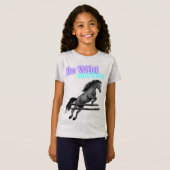 Sei wild und frei beim Springen T-Shirt (Vorne ganz)