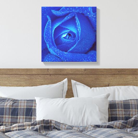 Seide auf blauer Rose Leinwanddruck (Insitu (Schlafzimmer))
