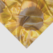 Seidenblumen und Lichter dekorieren Seidenpapier (Ausschnitt)