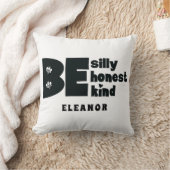 Seien Sie Albern ehrlicher Name Inspiration Kissen (Decke)