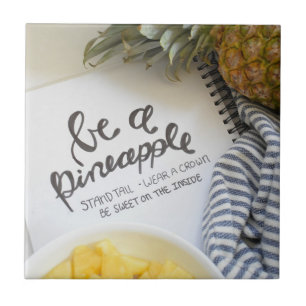 Seien Sie Ananas Fliese