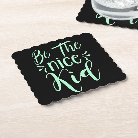 Seien Sie die schöne kid positive Botschaft in Min Untersetzer (angewinkelt)