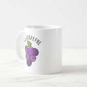 Seien Sie ehrfürchtig positiv Traubenpun Kaffeetasse (Vorderseite Links)