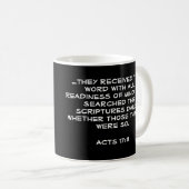Seien Sie ein Berean Apologetics Scripting Verse B Kaffeetasse (VorderseiteRechts)