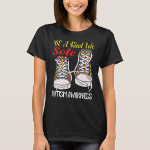 Seien Sie ein nettes, einsames Autismus-Bewusstsei T-Shirt