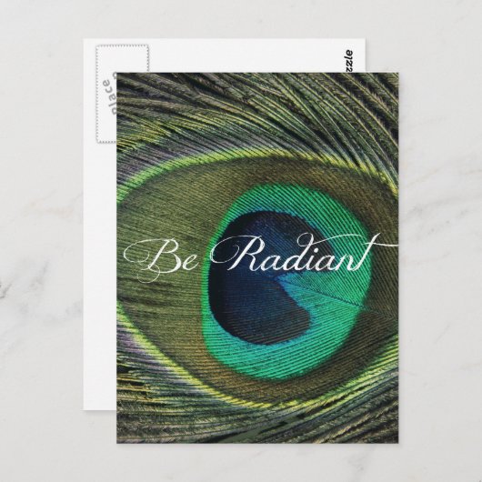 Seien Sie ein strahlendes Zitat mit der Pfauenfede Postkarte (Vorne/Hinten)