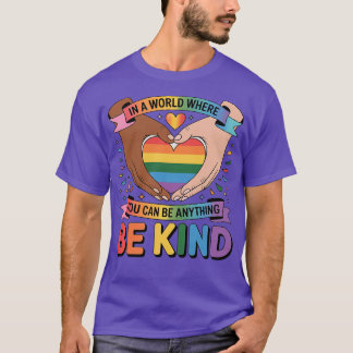 Seien Sie freundlich LGBTQ Rainbow Heart Unity & P T-Shirt