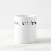 Seien Sie freundlich und kostenlos - inspirierende Kaffeetasse (Mittel)