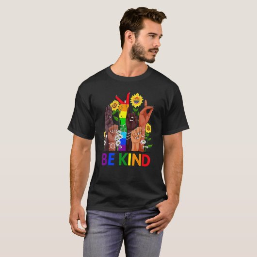 Seien Sie freundlich und sprechen Sie LGBTQ+ Gay L T-Shirt (Vorne ganz)