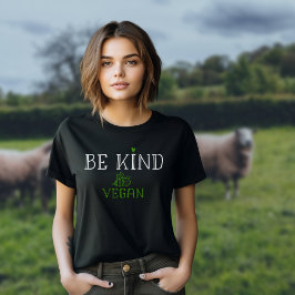 Seien Sie freundlich Vegan, das Bewusstsein T-Shirt