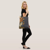 Seien Sie freundlich zu Ihrer Tasche (Am Model)