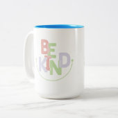 Seien Sie freundlich Zwei-Tone-Tasse Zweifarbige Tasse (Vorderseite Links)