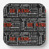 Seien Sie freundlicher Inspirationstext auf schwar Pappteller (Vorderseite)