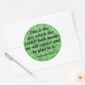 Seien Sie Glad Psalm 118-24 kondensiert Runder Aufkleber (Umschlag)