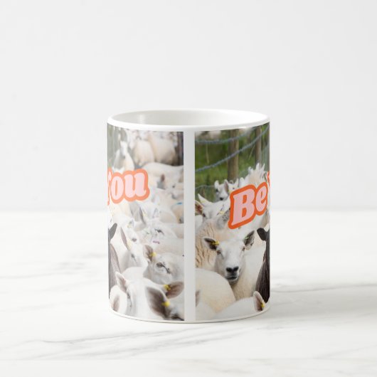 Seien Sie Ihr Kaffeetrinker Tasse (Mittel)