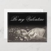 Seien Sie meine Valentinin - lügende junge Frau Postkarte (Vorne/Hinten)