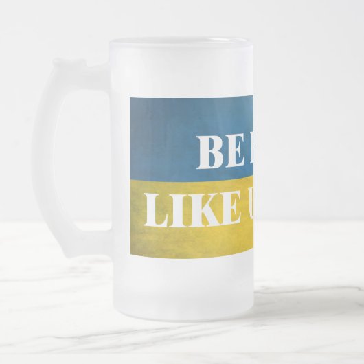 Seien Sie mutig wie ein strukturiertes Zitat aus d Mattglas Bierglas (Links)