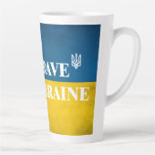 Seien Sie mutig wie ein strukturiertes Zitat aus d Milchtasse (Rechts)