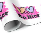 Seien Sie nette Wasserfarbenherzen Geschenkpapier (Rolleneckpunkt)