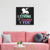 Seien Sie schön - Gymnastik Einhorn Leinwanddruck (Insitu (Wohnzimmer))