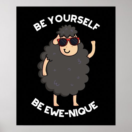 Seien Sie selbst Ewenique Funny Sheep Pub Dark BG Poster (Vorne)