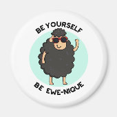 Seien Sie selbst Ewenique Funny Sheep Pub Magnet (Vorne)