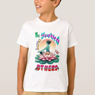 Seien Sie selbst Inspiriert die anderen T-Shirt