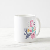 Seien Sie selbst | Pastell - Blume Kaffeetasse (VorderseiteRechts)