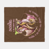 Seien Sie selbst, wenn Sie kein Drache sein können Fleecedecke (Vorderseite (Horizontal))