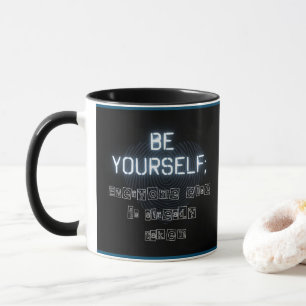 Seien Sie selbst zwei tone schwarze Tasse