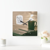 Seien Sie still und wissen Sie, dass ich Gott Bibe Quadratische Wanduhr (Zuhause)