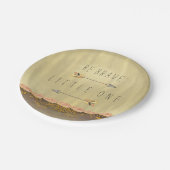 Seien Sie tapfer, Tribal Arrow Baby Dusche Pappteller (Schrägansicht)