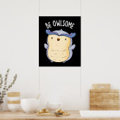 Seien Sie unheimlich lustige Owl Puppe Dark BG Poster (Küche)