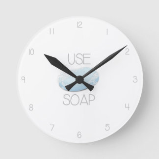 Seife verwenden - Funny Bad Clock Runde Wanduhr