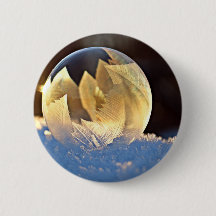 Seifenblase auf Schnee