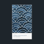 Seigaiha Blue Wave Pattern Visitenkarte<br><div class="desc">Chic Visitenkarten mit Seigaiha japanisches Wellenmuster und knusprigem weißem Hintergrund, und Ihrem Namen oder Ihrer Firma. Fügen Sie Ihre vollständigen Kontaktinformationen auf der Rückseite ein. Eine einzigartige und raffinierte Wahl für jedes Geschäft. Öffnen Sie in vollem Editor, um Symbole der sozialen Medien zu entfernen, die Sie möglicherweise nicht benötigen. Fügen...</div>