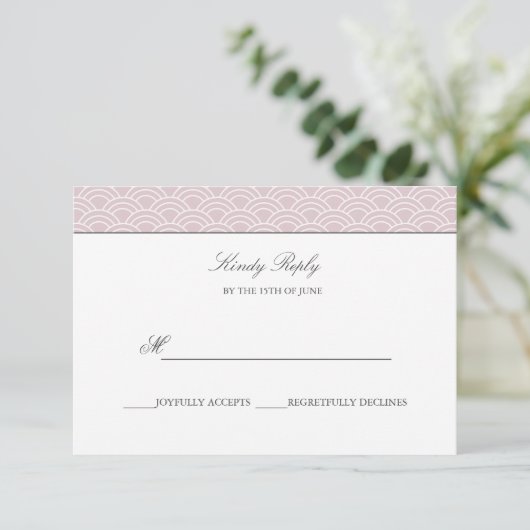 Seigaiha | Dusty Rose Japanisch Welle Hochzeit rsv RSVP Karte (Stehend Vorderseite)