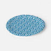 Seigaiha, Waves, Japanese, Blue and White Pappteller (Schrägansicht)