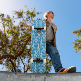 Seigaiha, Wellen, Japanisch, Blau und Weiß Skateboard