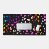 Seile auf Neonpunkten auf schwarz Schreibtischunterlage (Tastatur & Maus)