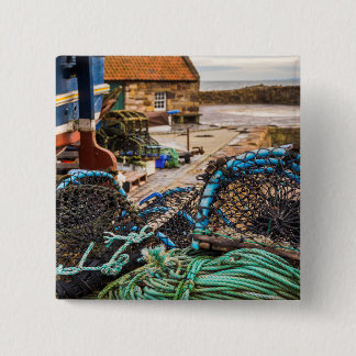 Seile und Hummer-Töpfe | Pittenweem, Schottland Button