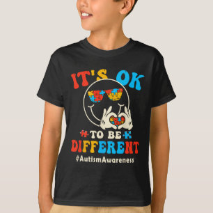 Sein Ok zu anderen Autismus Groovy Lächeln Gesicht T-Shirt