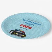 Sein Party ist nicht gut, bis die Polizisten aufta Pappteller (Schrägansicht)