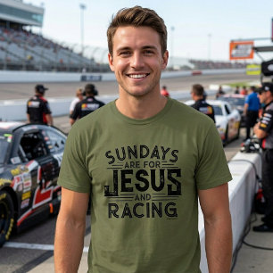 Sein "Sonntage sind für Jesus und Rennen" T-Shirt