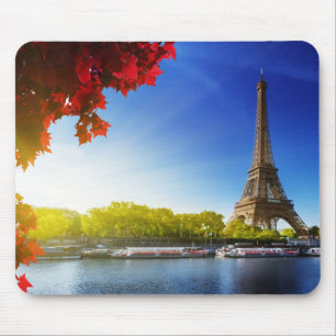 Seine in Paris mit Eiffelturm im Herbst Mousepad
